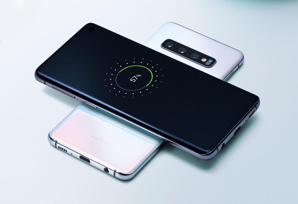 Galaxy S10の充電口修理で充電出来ない故障がデータそのまま改善