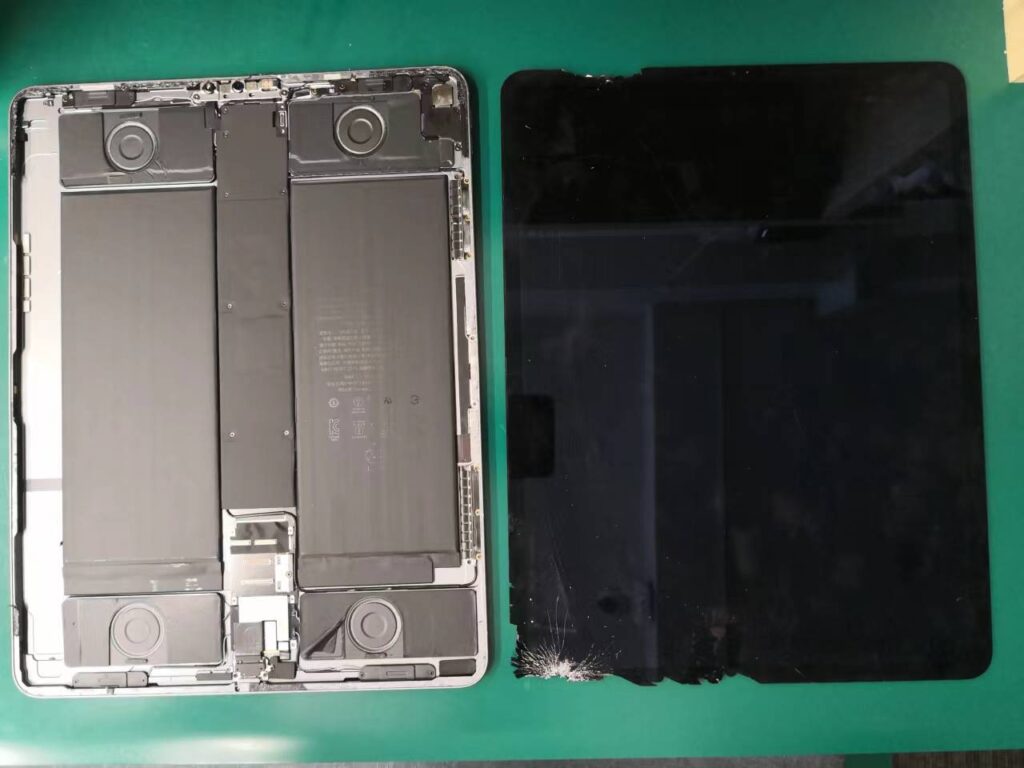 iPad Pro 12.9インチ (第３世代)】液晶破損 画面割れ ガラスひび 操作